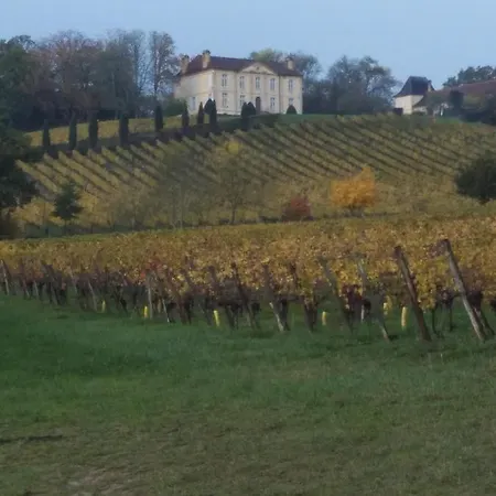 فندق مبيت وإفطار Viella Vacances 3*